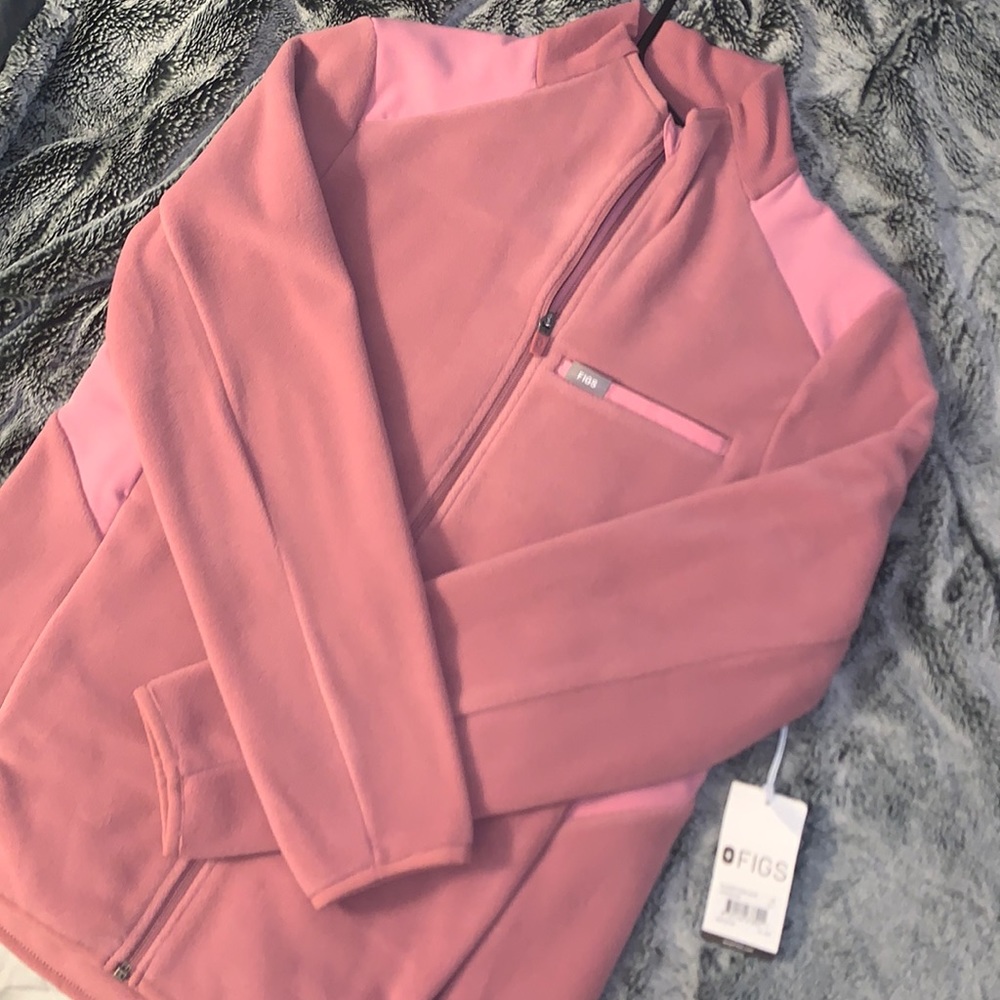 FIGS Chalk Pink On-Shift Jacket - Medium